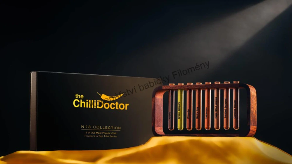  The ChilliDoctor Prémiová chilli kolekce v Mahagonovém stojanu 